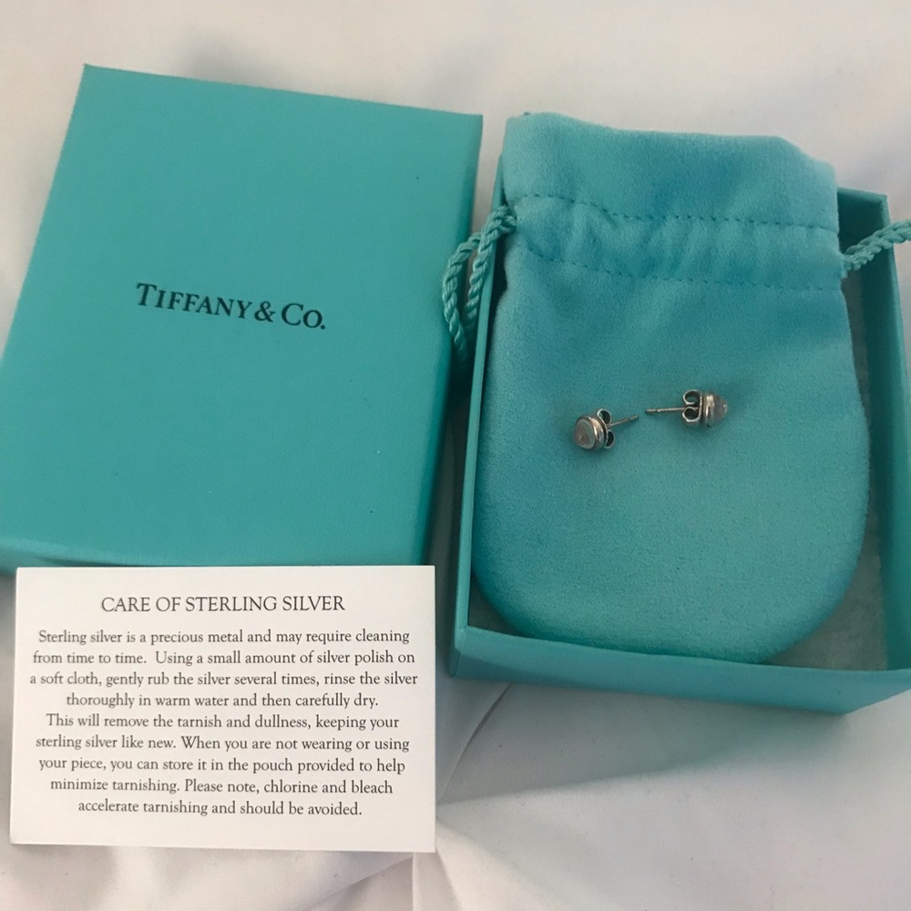 Tiffany & Co. Elsa Perretti rainbow moonstone stud